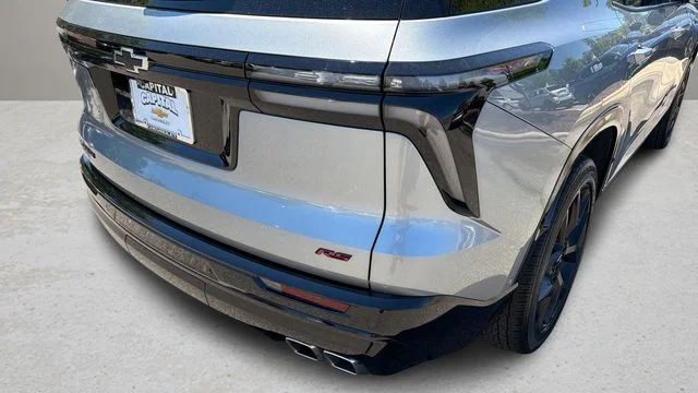 Used 2024 Gray Chevrolet RS image 40