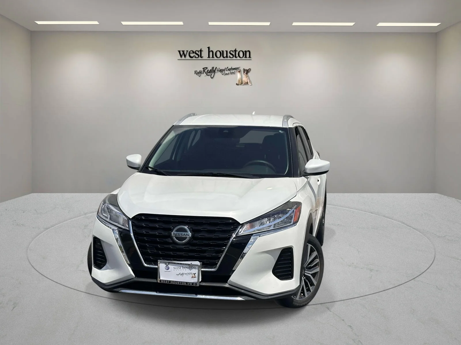Used 2021 Aspen White Tricoat Nissan SV image 2