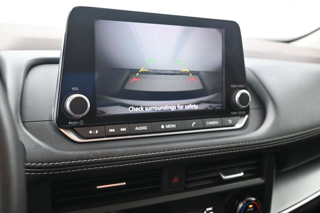 Used 2023 Brilliant Silver Metallic Nissan SV image 21