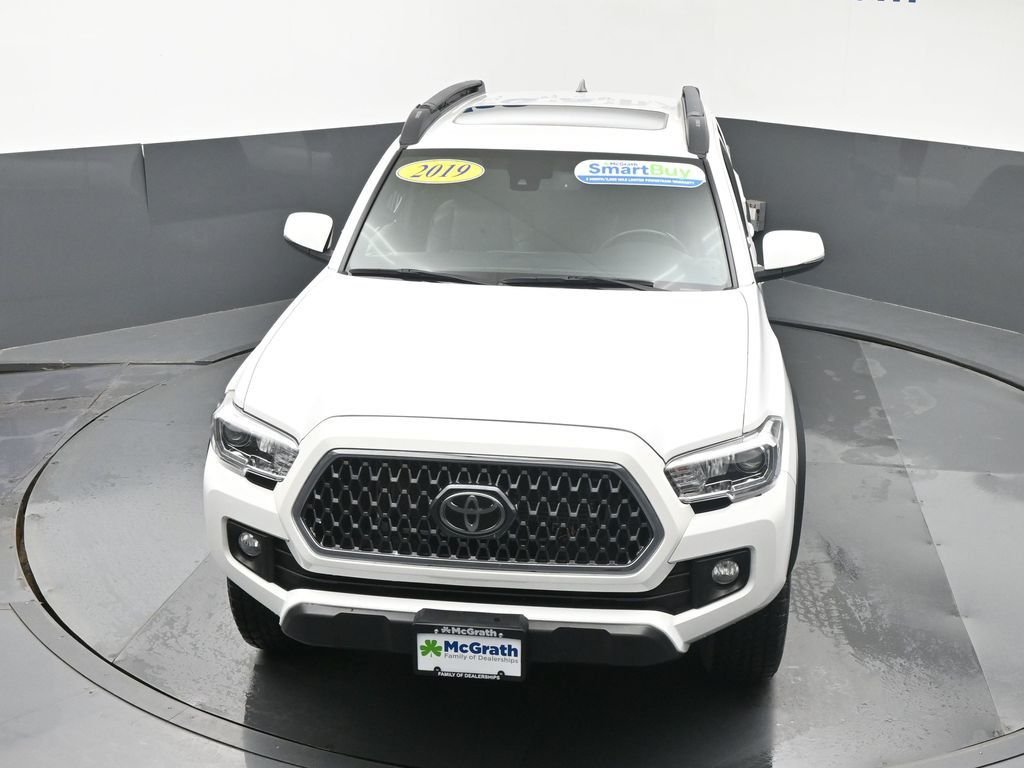 Used 2019 White Toyota TRD Off-Road image 27