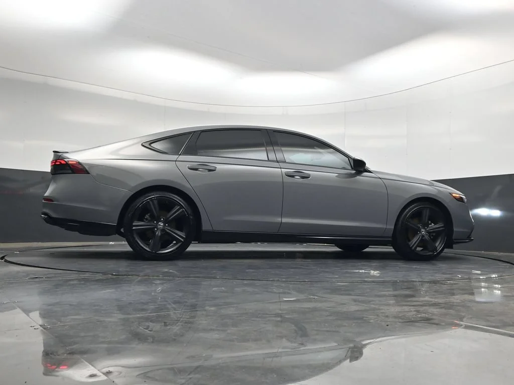 Used 2024  Honda Sport-L image 37