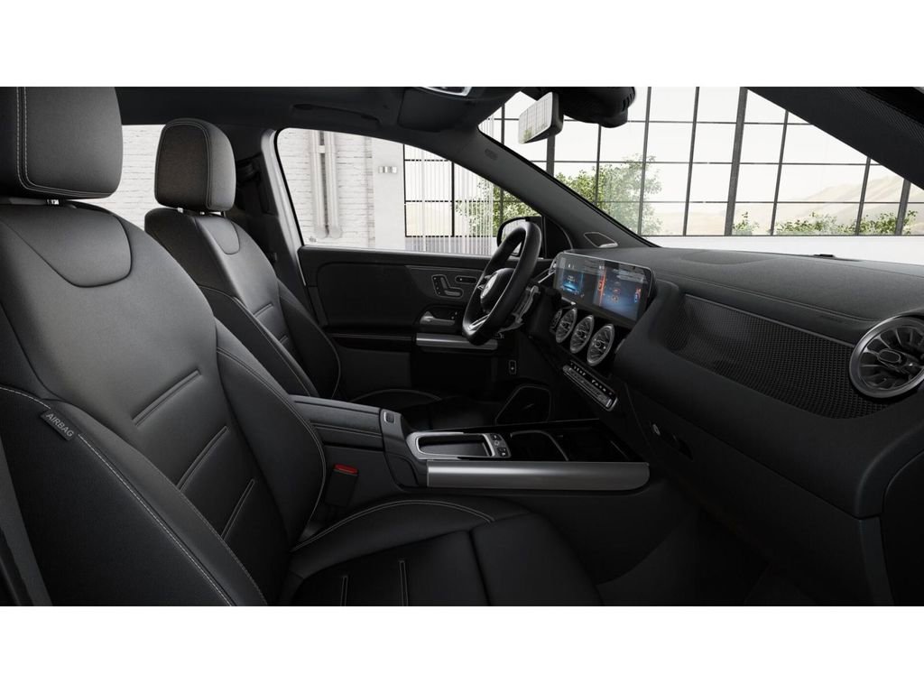 2026 Mercedes-Benz GLA AMG GLA 35 - Photo 46