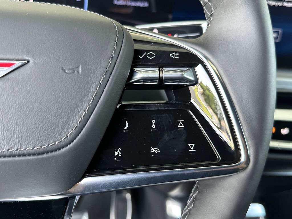 2026 Cadillac LYRIQ V Premium - Photo 25