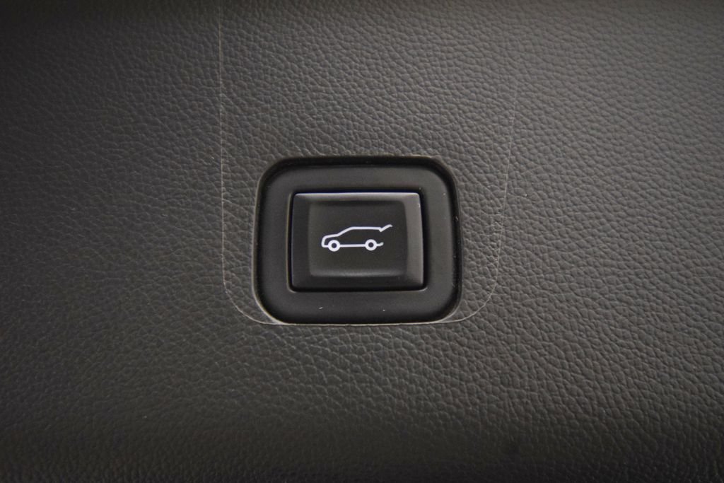 Used 2023 Sterling Gray Metallic Chevrolet LT Leather image 40