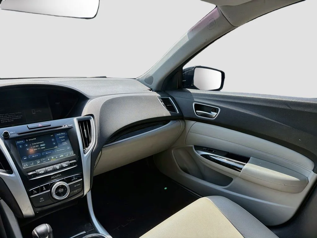 Used 2018  Acura 2.4L image 25