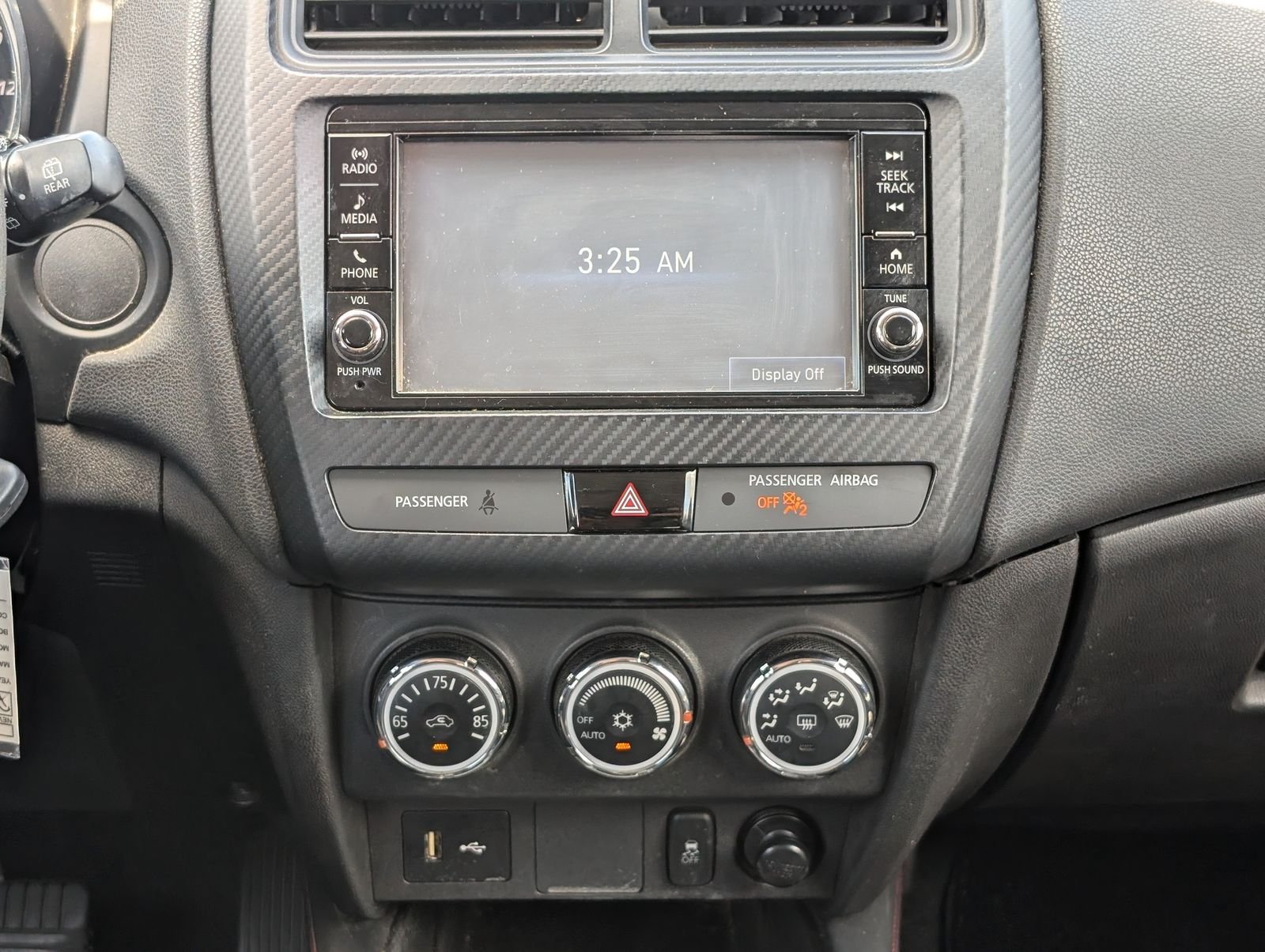 Used 2019 Rally Red Metallic Mitsubishi 2.0 ES image 16