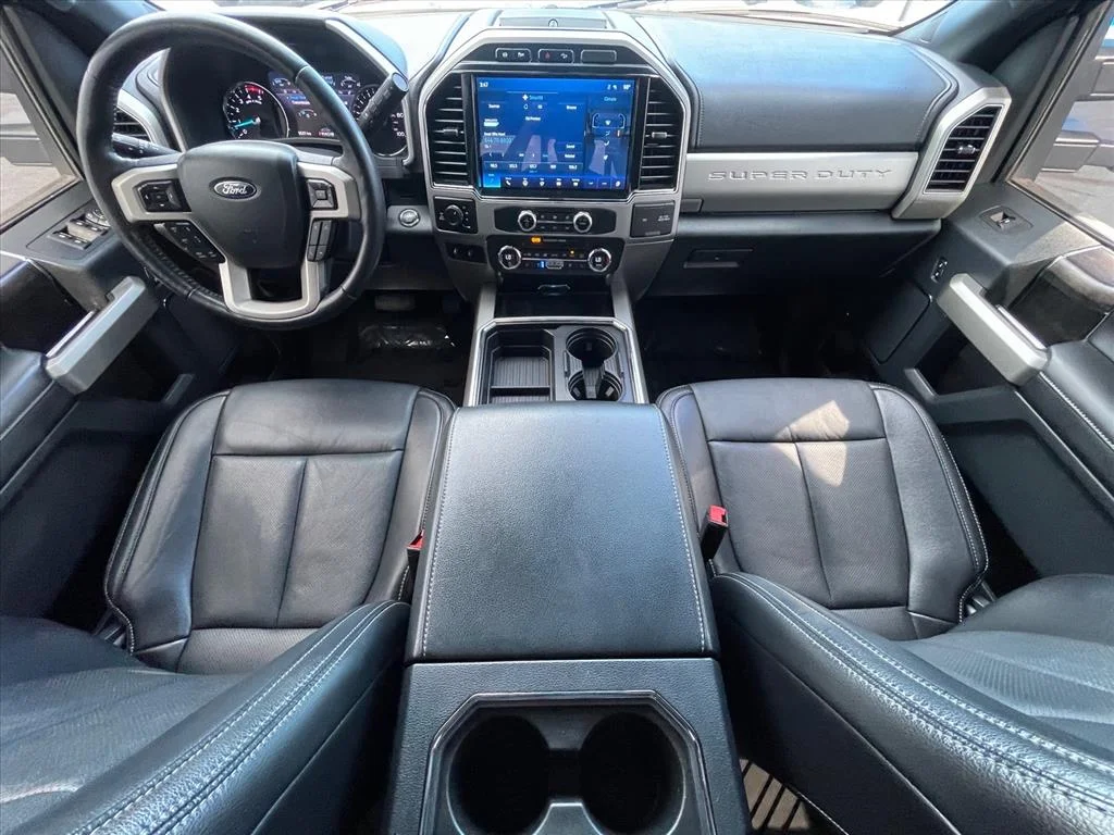Used 2022 Star White Metallic Tri-Coat Ford LARIAT image 11