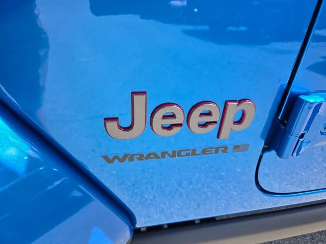 New 2026 Hydro Blue Pearl-Coat Exterior Paint Jeep Rubicon X image 5