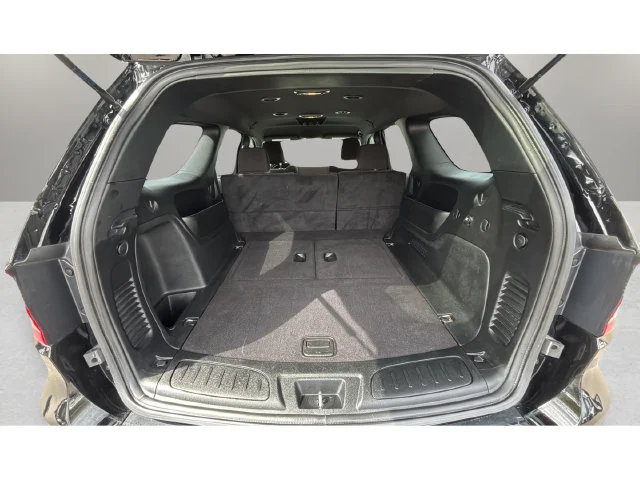 Used 2023 Black Dodge SXT image 31