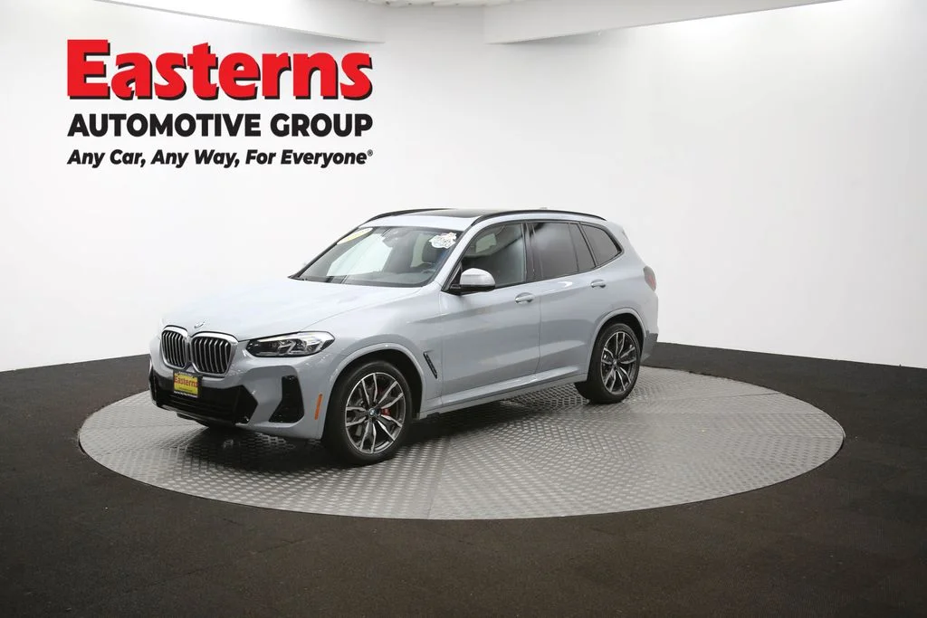 Used 2022 Gray BMW sDrive30i image 57