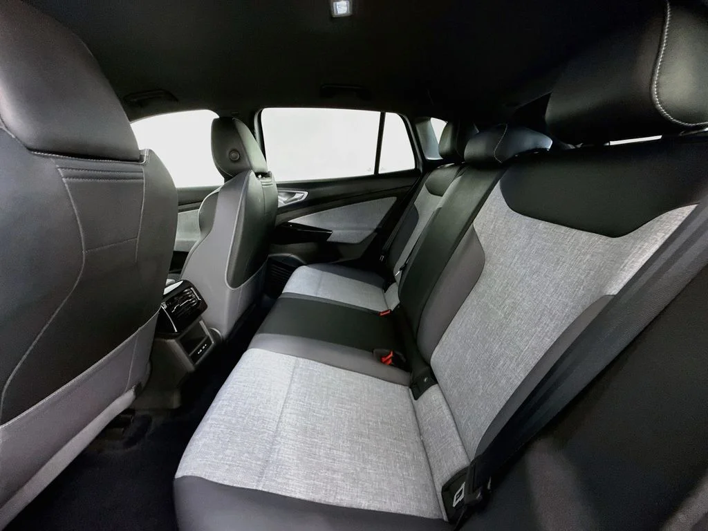 Used 2024 Gray Volkswagen Pro image 24