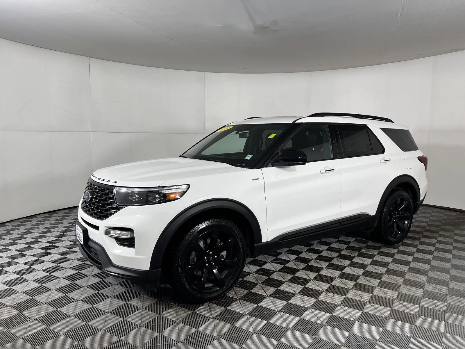 Used 2023 Wh Ford ST-Line image 19