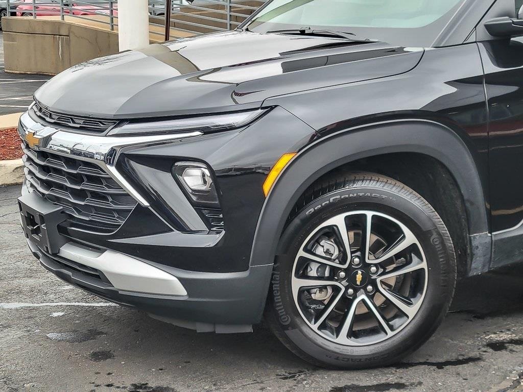 2025 CHEVROLET TRAILBLAZER - Image 1