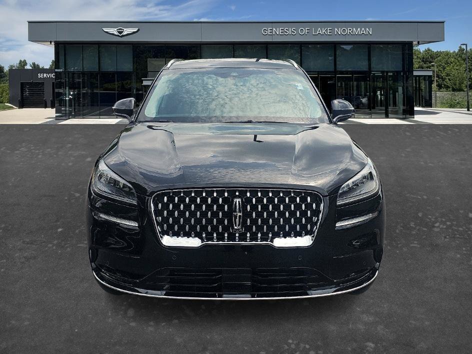 Used 2020 Black Lincoln Reserve image 2