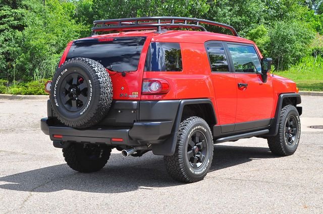 Used 2012 Red Toyota Base image 3
