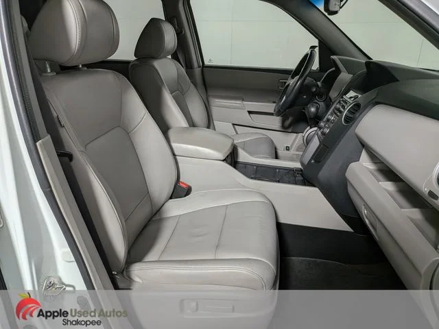 Used 2015 White Honda EX-L image 45
