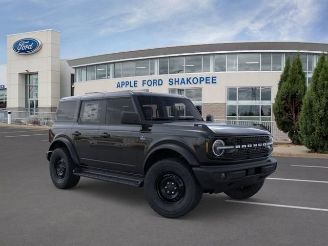 New 2026 Black Ford Outer Banks image 7