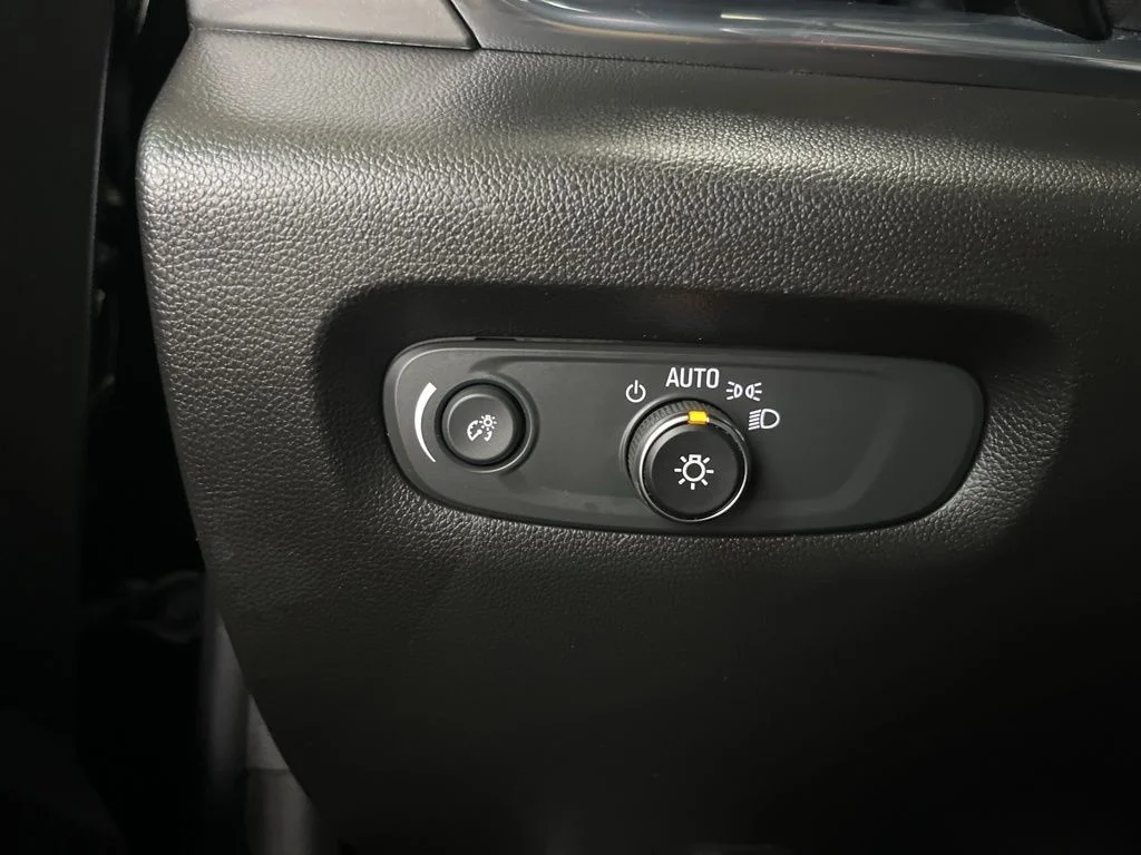 Used 2023 Black Chevrolet LT Leather image 13
