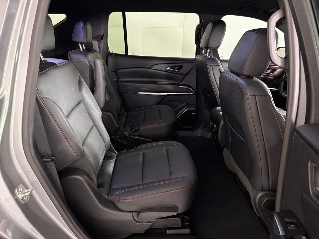 Used 2024 Gray Chevrolet Z71 image 47