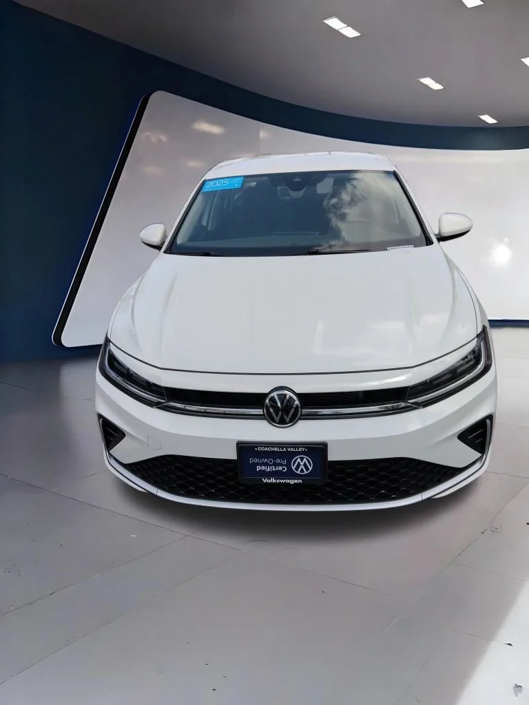 Certified Used 2025 White Volkswagen 1.5T S image 6