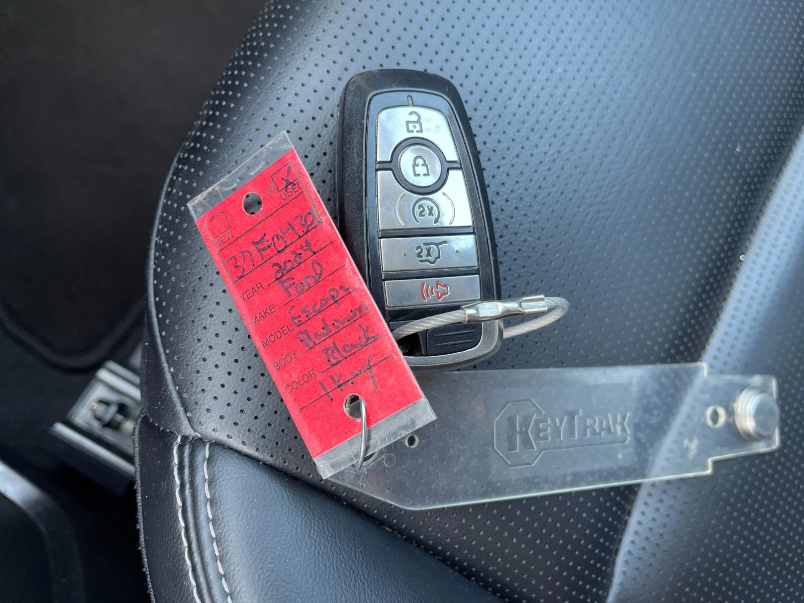 Used 2024  Ford Platinum image 10