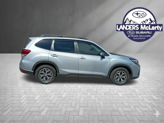 Used 2021 Silver Subaru Premium image 8
