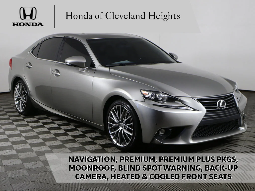 2016 Lexus IS