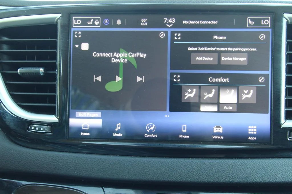 Used 2024 Black Chrysler Touring L image 31