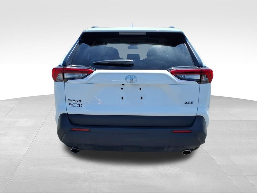 Used 2024 Ice Toyota XLE image 25