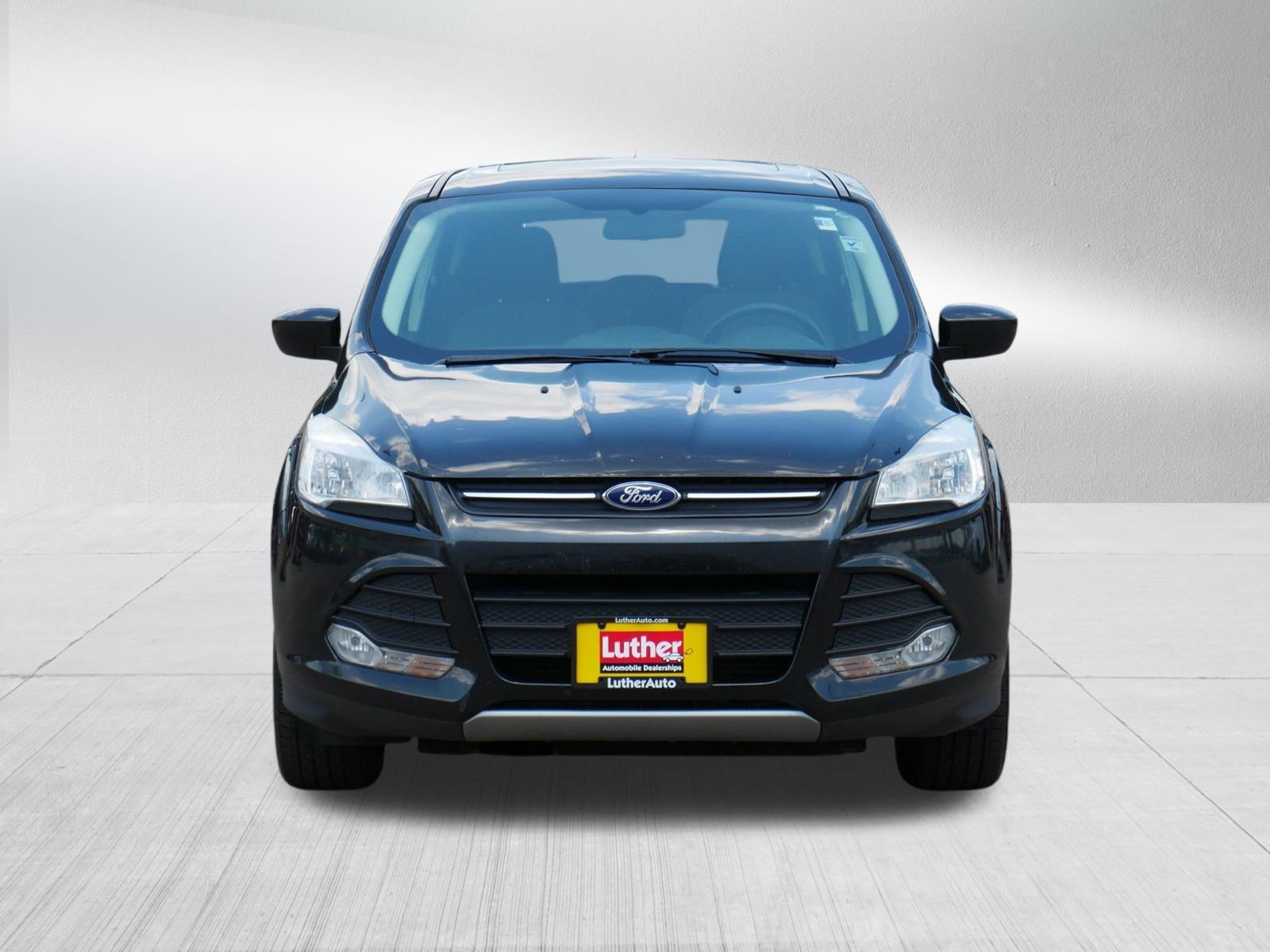 Used 2015 Ford Escape SE with VIN 1FMCU9G94FUC34763 for sale in Vadnais Heights, Minnesota