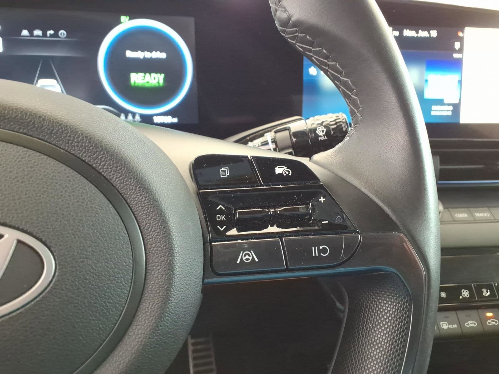 2025 Hyundai Elantra Blue - Photo 28