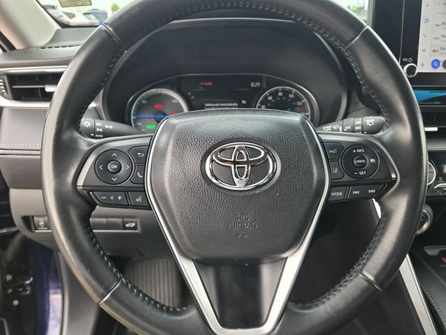 Used 2024  Toyota LE image 20