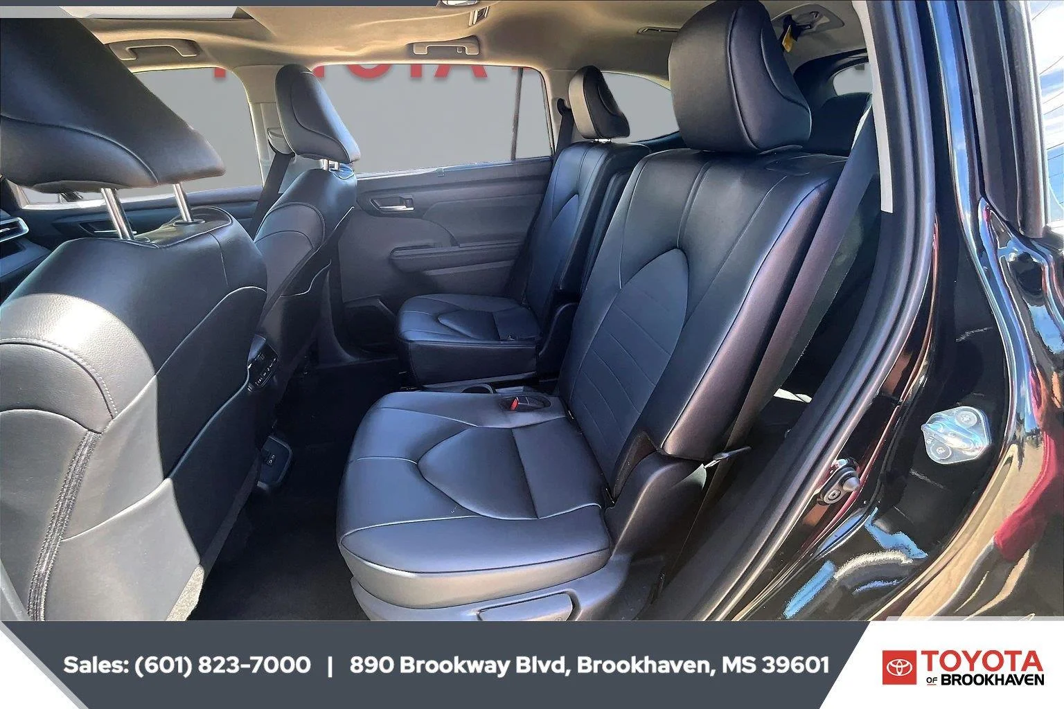 Used 2026 Midnight Black Metallic Toyota XLE image 19