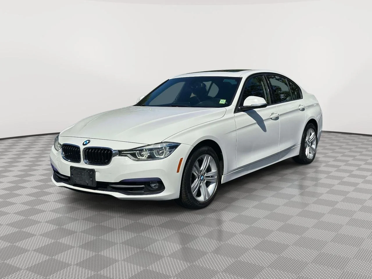 Used 2016 Alpine White BMW xDrive image 7