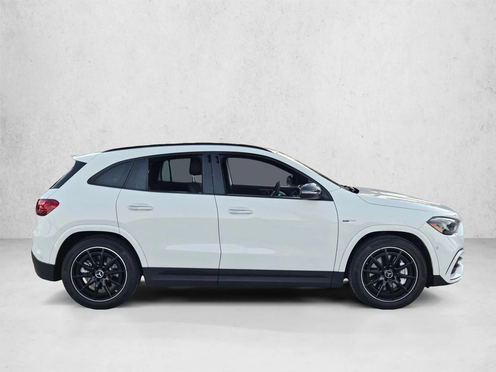 Used 2025 Polar White Mercedes-Benz AMG® GLA 35 image 4