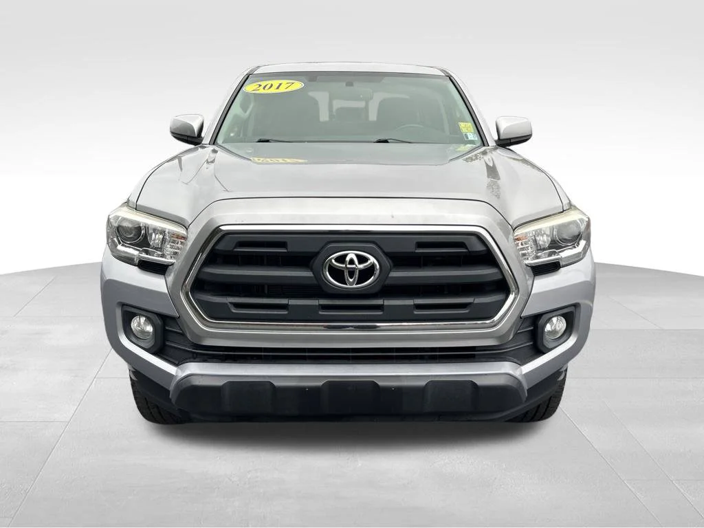 Used 2017 Silver Toyota SR5 image 8