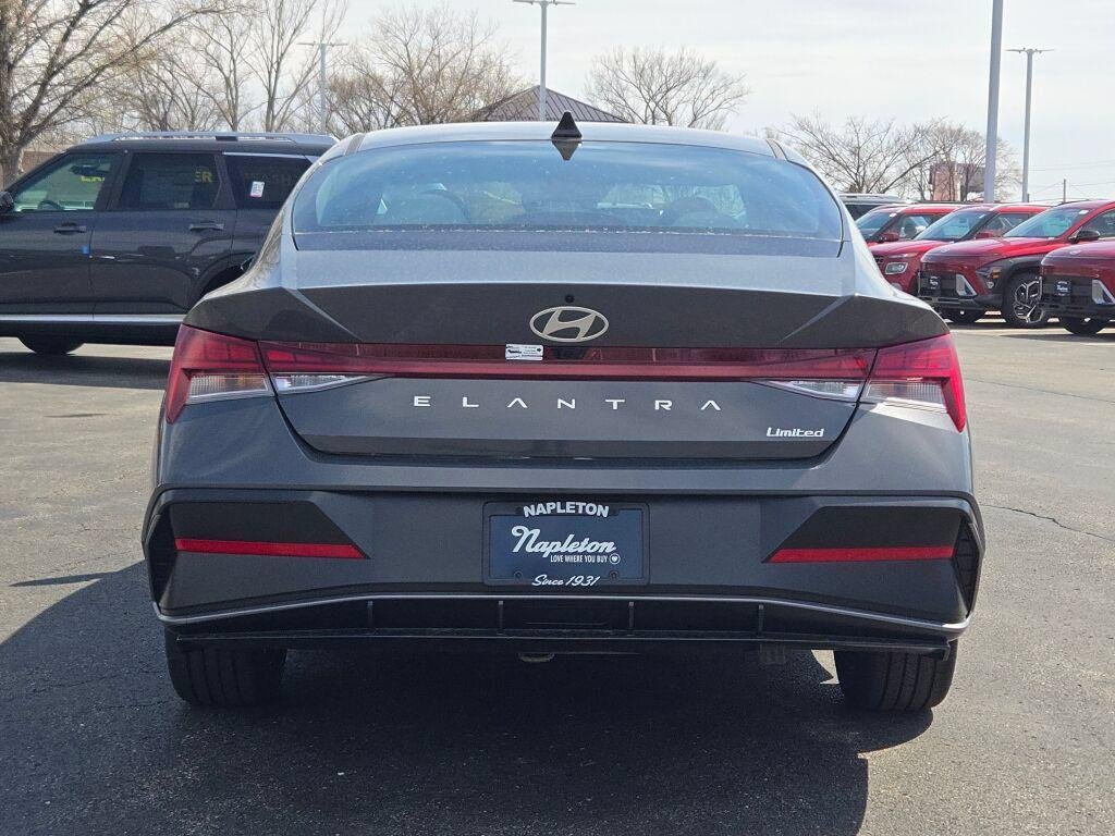 New 2026 Gray Hyundai Limited image 15