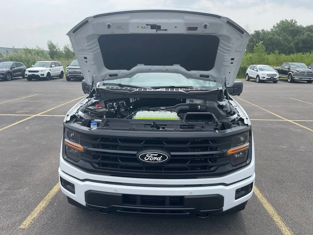 Used 2026 Oxford White Ford XLT image 34