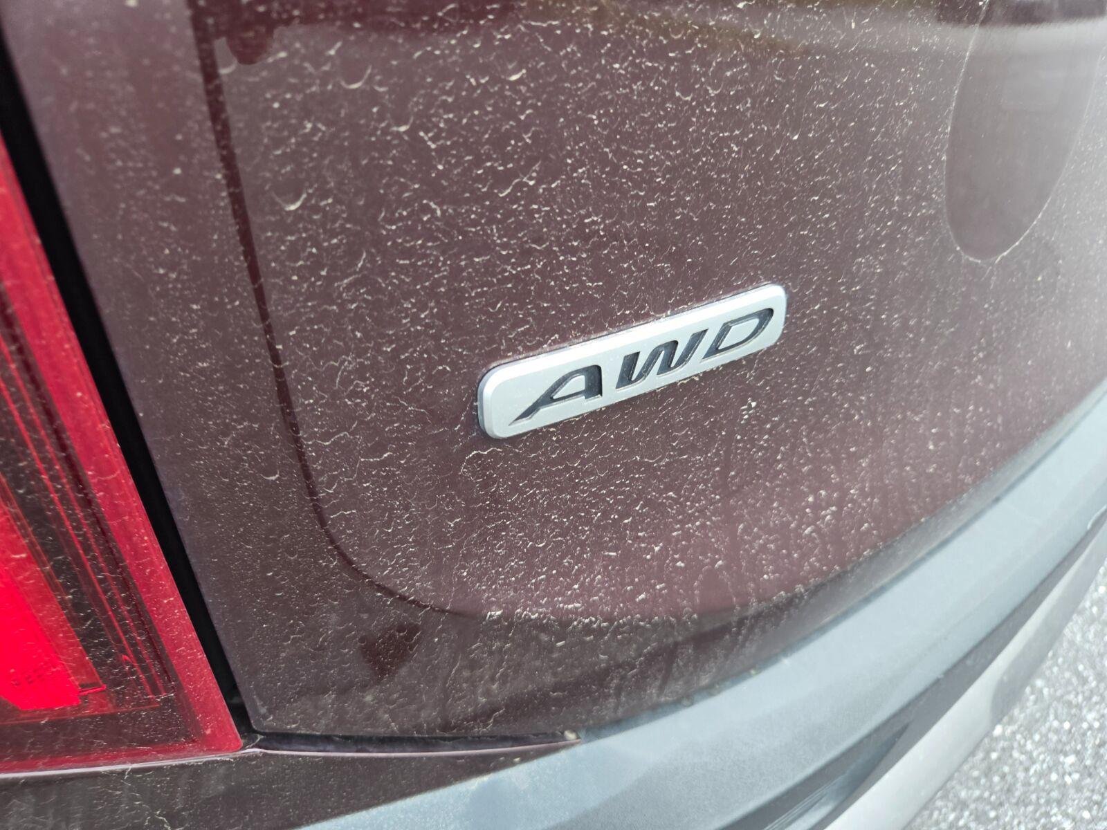 Used 2022 Sangria Kia EX image 8