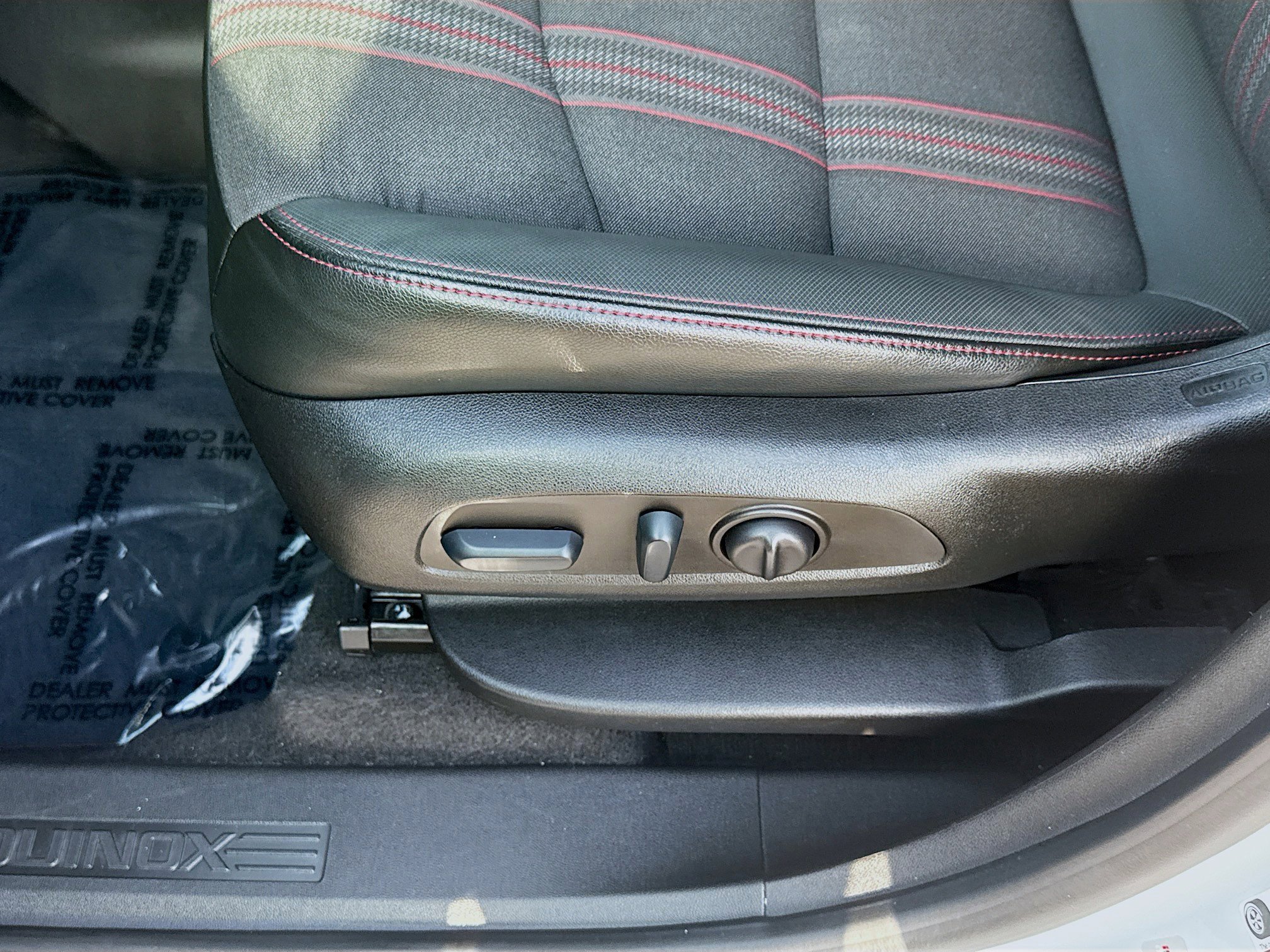 2022 Chevrolet Equinox RS - Photo 17