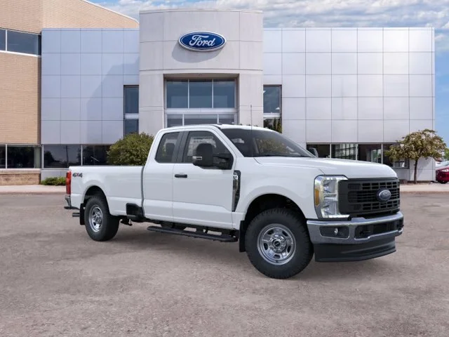 New 2026 Oxford White Ford XL image 7