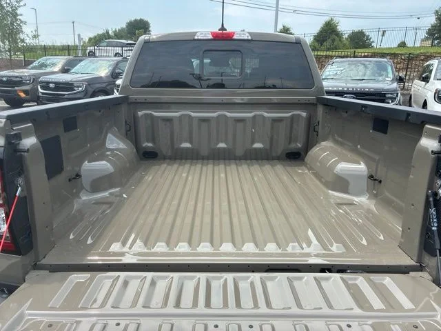 New 2026 Marsh Gray Ford XLT image 7