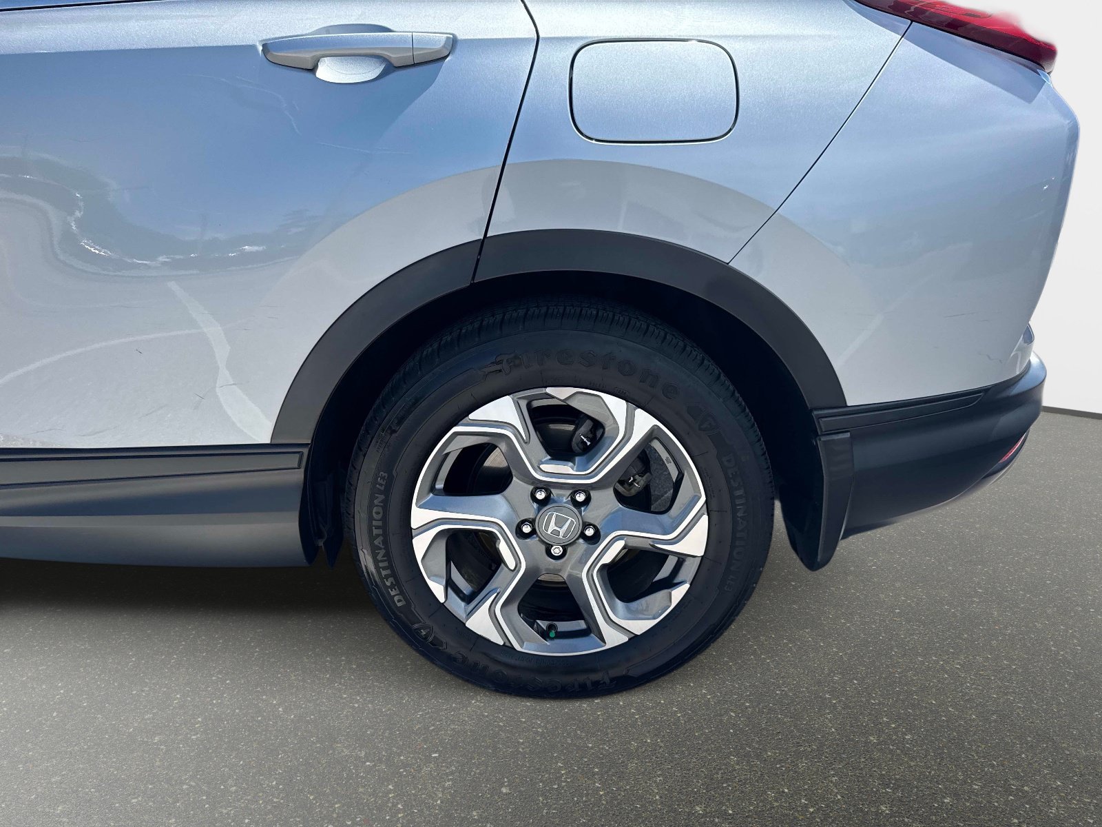 Used 2019 Silver Honda EX image 10