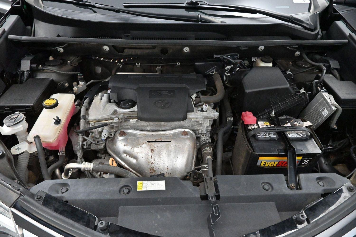 Used 2018 Black Toyota LE image 29