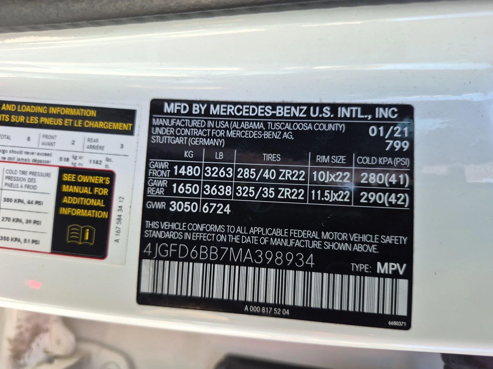 Used 2021 designo Diamond White Metallic Mercedes-Benz AMG® GLE 53 image 40