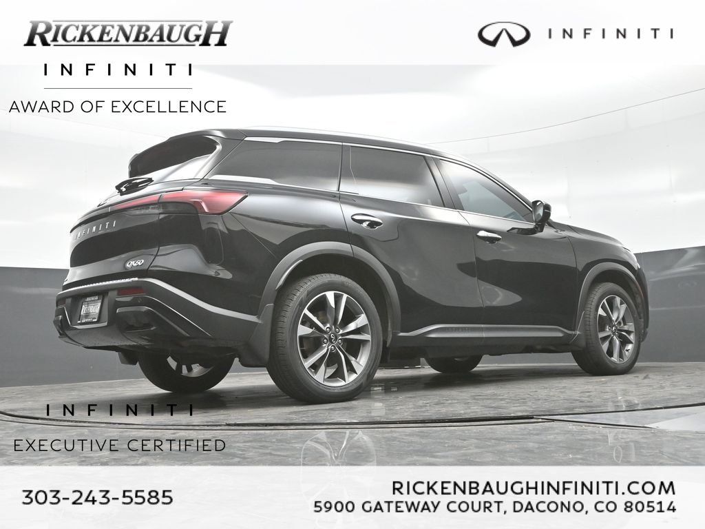 Certified Used 2023 Black INFINITI LUXE image 34