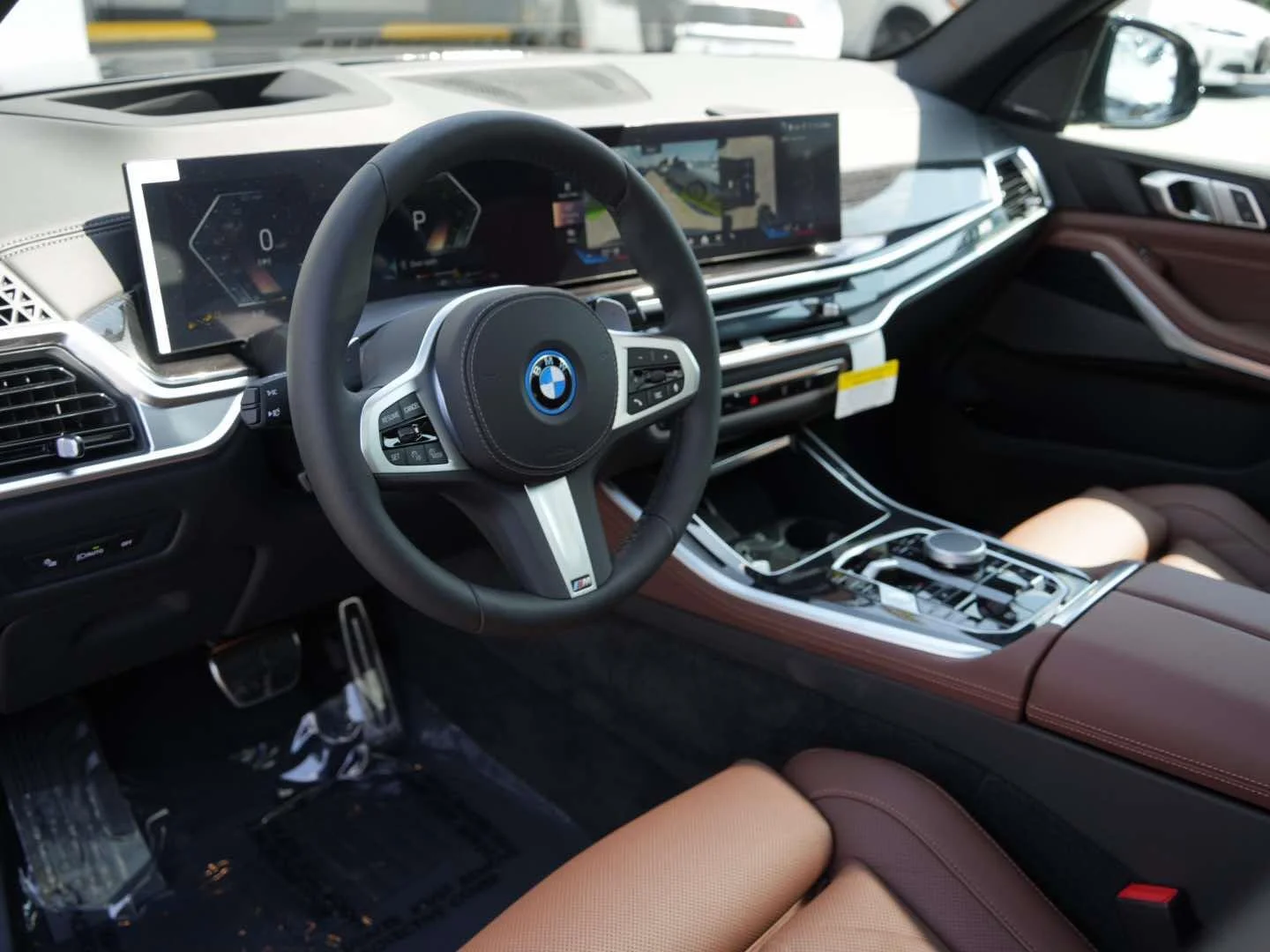 New 2026 Black Sapphire Metallic BMW xDrive50e image 14