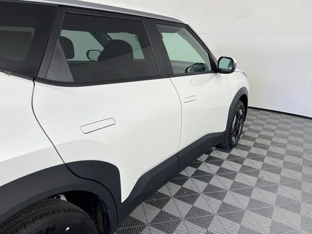 New 2027 White Kia LX image 9