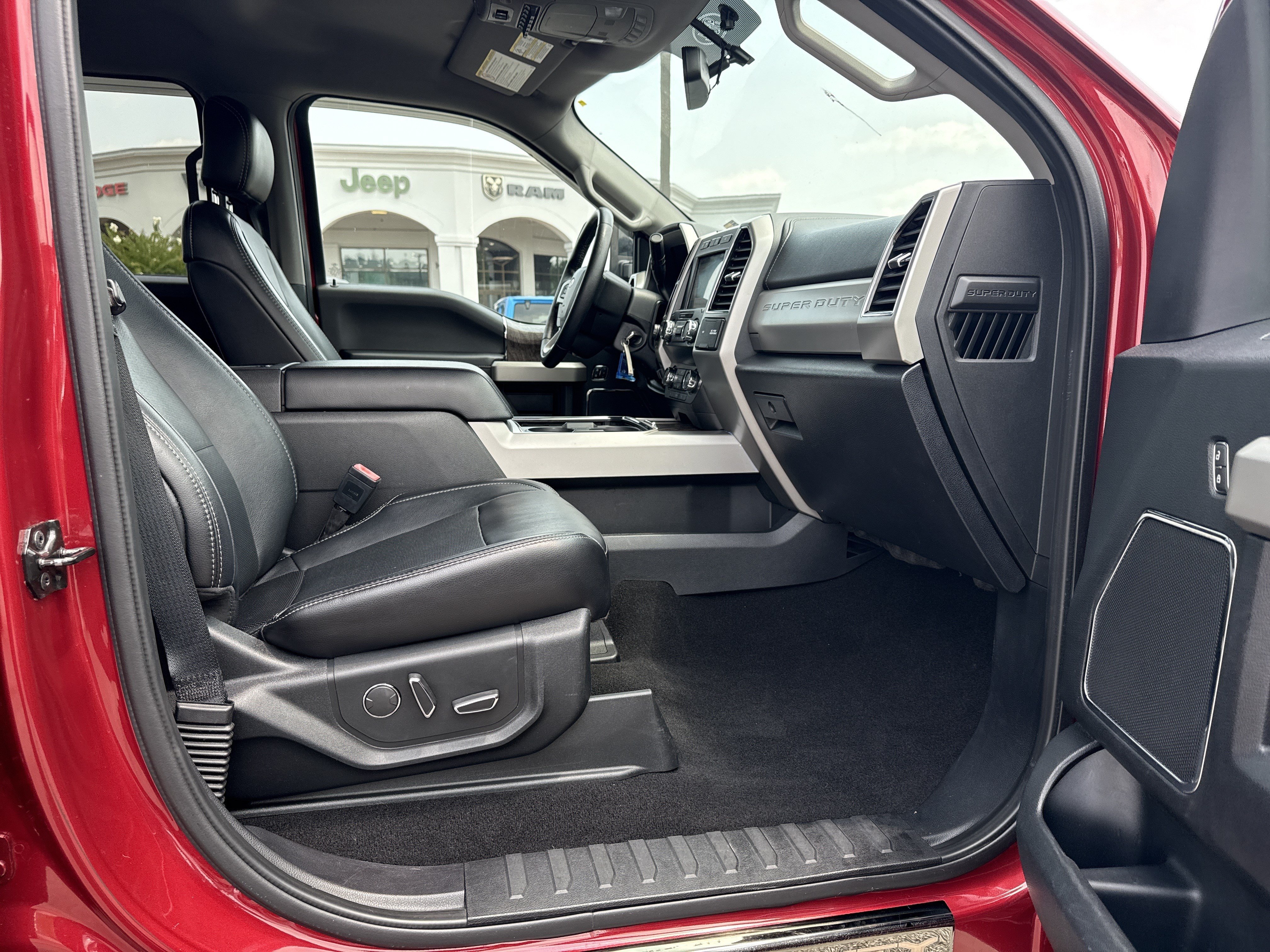 Used 2019 Red Ford LARIAT image 16