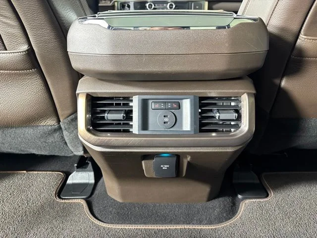Used 2025 Agate Black Metallic Ford King Ranch image 13